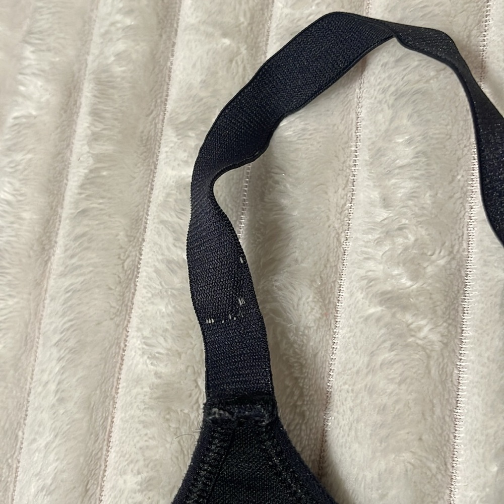 Oner Active Sport Bra | Size Small - Picture 8 of 9